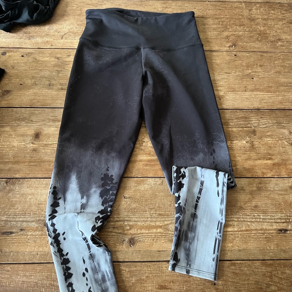Onzie Leggings